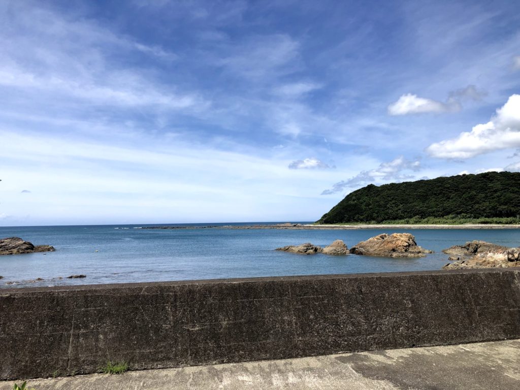 串本の海
